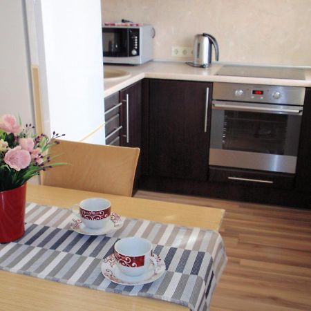 Central Cietoksna Street Apartment Daugavpils Eksteriør billede
